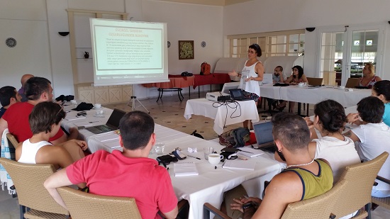 &lsquo;LGBTİ hareketi hukuk stratejisini belirlemeli&rsquo; Kaos GL - LGBTİ+ Haber Portalı