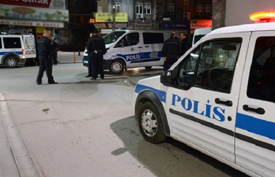LGBTİ aktivistine evinde saldırı: "Nasılsa serbest kalırız, sen düşün" Kaos GL - LGBTİ+ Haber Portalı