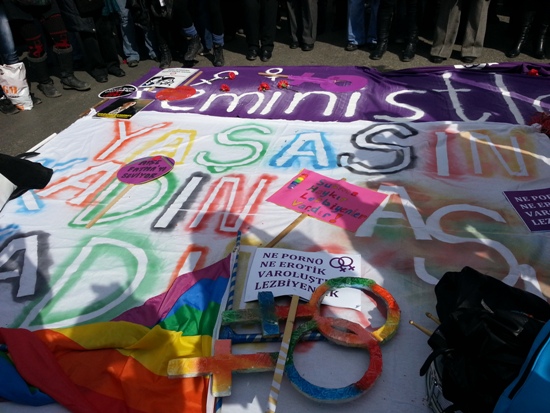 Lezbiyen, Biseksüel ve Trans Kadınlar da 8 Mart&rsquo;ta Alanlardaydı Kaos GL - LGBTİ+ Haber Portalı