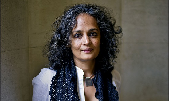 Arundhati Roy: Sadece iki cinsiyet olduğuna inanmıyorum! Kaos GL - LGBTİ+ Haber Portalı