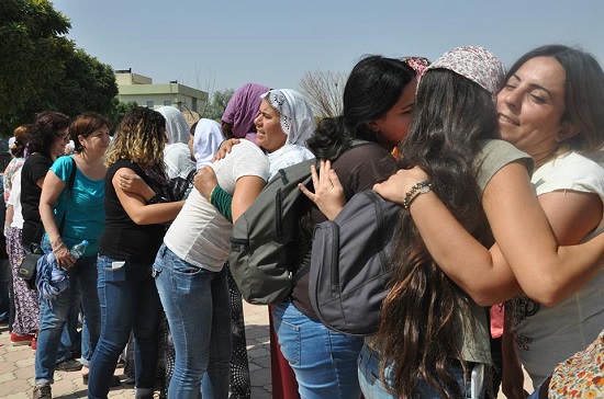 Kadınlar Cizre&rsquo;yi anlatıyor: Hendeklerin ardı yaşam! Kaos GL - LGBTİ+ Haber Portalı