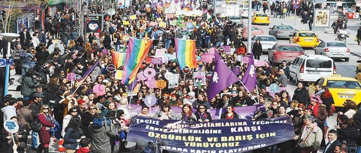 AKP tacizi suç olmaktan çıkardı! Kaos GL - LGBTİ+ Haber Portalı