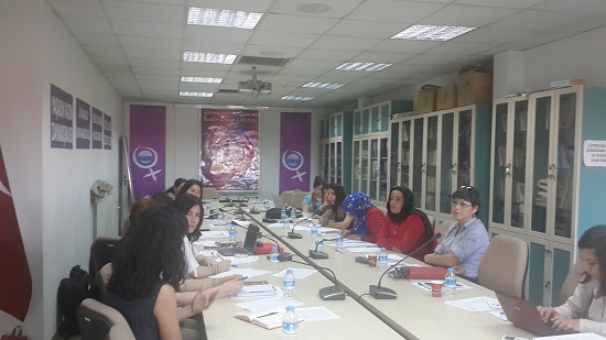 &lsquo;Mevsimlik Değil Sürekli Tarım İşçisi&rsquo; Kaos GL - LGBTİ+ Haber Portalı