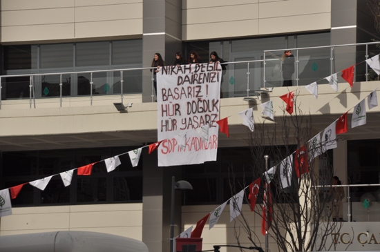 Nikâh Değil Dairenizi Basarız! Kaos GL - LGBTİ+ Haber Portalı