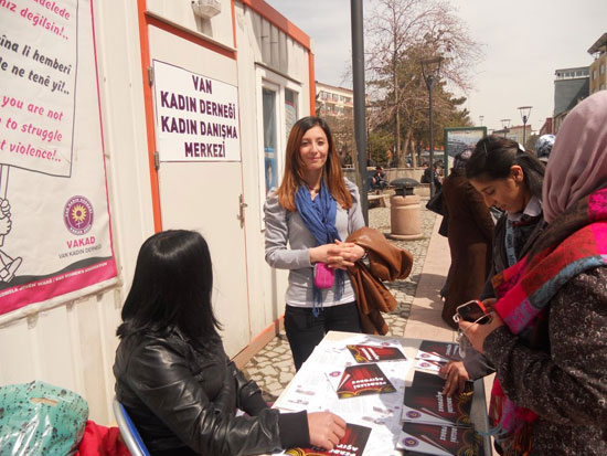 VAKAD 8 Yaşında Kaos GL - LGBTİ+ Haber Portalı