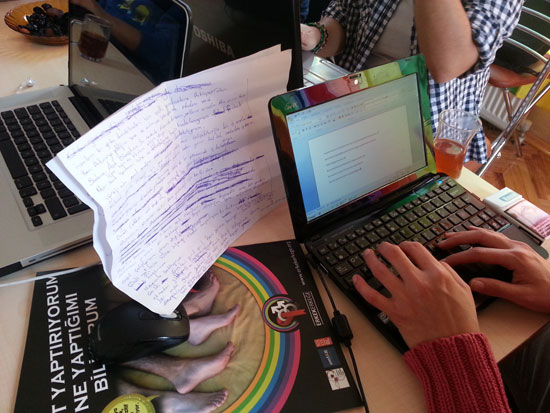 &lsquo;Böyleyken Böyle&rsquo; Dijital Hikaye Atölyesi KKM&rsquo;de Düzenlendi Kaos GL - LGBTİ+ Haber Portalı