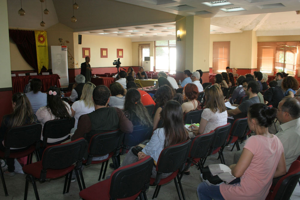 Çanakkale&rsquo;de Cinsiyetçilik ve Heteroseksizm Tartışıldı Kaos GL - LGBTİ+ Haber Portalı