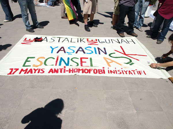 Ruh Sağlığı ve LGBT Atölyesi Kaos GL - LGBTİ+ Haber Portalı
