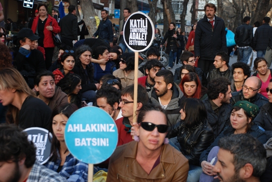 R. Ç.&rsquo;nin Katilleri Birbirlerini Suçlamaya Devam Ettiler Kaos GL - LGBTİ+ Haber Portalı