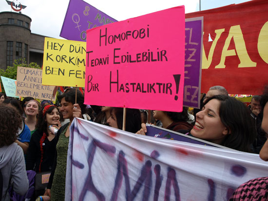 LGBT Örgütler de Nefret Suçları Konferansı'ndan Ayrıldı Kaos GL - LGBTİ+ Haber Portalı