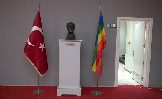 Hormonlu Siyasette Açık Ara Erdoğan Birinci Kaos GL - LGBTİ+ Haber Portalı