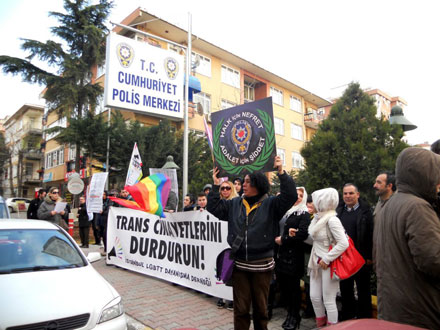 Maltepe&rsquo;deki Transfobik Saldırılara Protesto Kaos GL - LGBTİ+ Haber Portalı