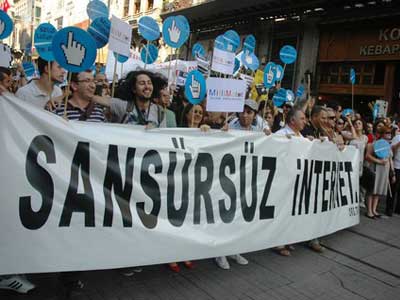 Sendikalar da Filtreye Karşı Kaos GL - LGBTİ+ Haber Portalı