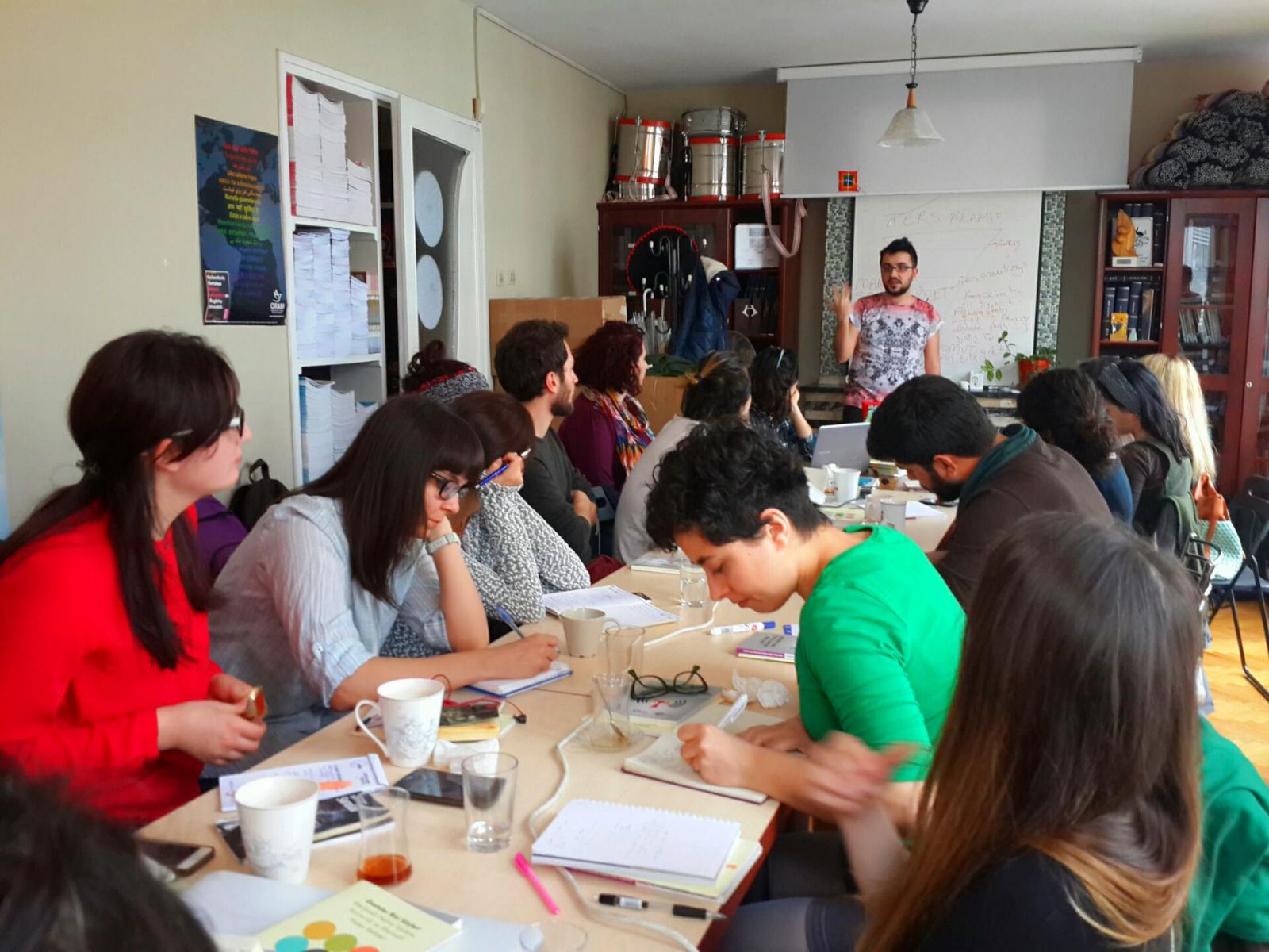 Medya Okulu Ankara&rsquo;daydı: Medyada kimin hikayesi anlatılıyor? Kaos GL - LGBTİ+ Haber Portalı