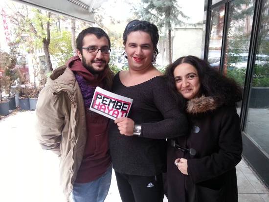 Nefrete karşı kendi sesini duyurmak Kaos GL - LGBTİ+ Haber Portalı