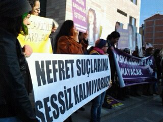 &lsquo;Bir travestiyle ne işim olur?&rsquo; Kaos GL - LGBTİ+ Haber Portalı