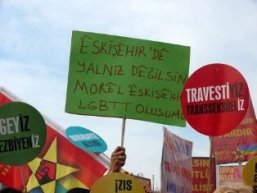 Facebook, MorEl LGBTT Grubunu Kapattı Kaos GL - LGBTİ+ Haber Portalı