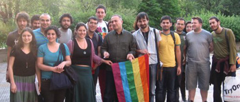 ODTÜ&rsquo;lüler rektörü uğurladı! | Kaos GL - LGBTİ+ Haber Portalı Haber