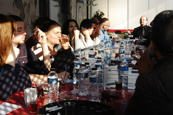 Transfobik Nefret, Çeteler, Ev Mühürlemeleri Kaos GL - LGBTİ+ Haber Portalı