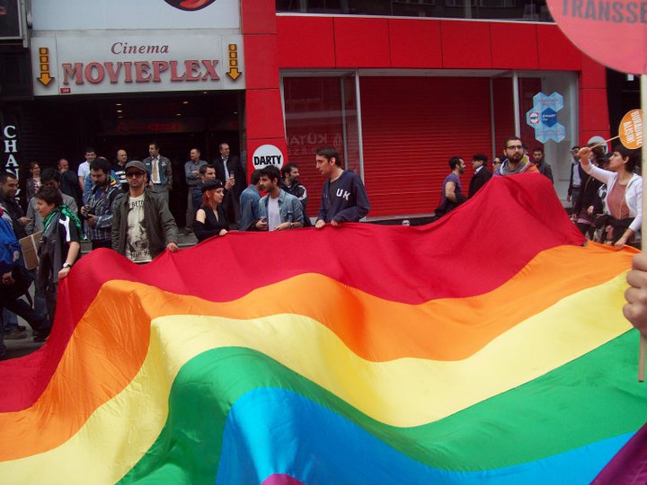 Homofobi, Transfobi ve Kapitalizme Karşı 1 Mayıs&rsquo;ta Taksim&rsquo;e! Kaos GL - LGBTİ+ Haber Portalı