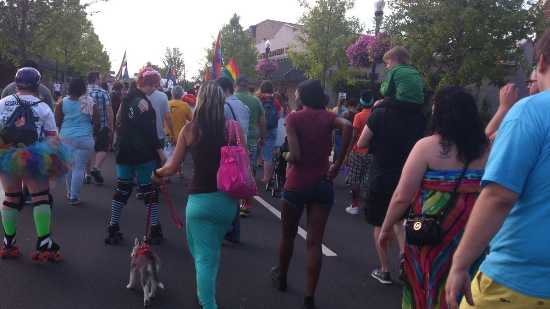 Gökkuşağının altında, tatlı yuva Alabama Kaos GL - LGBTİ+ Haber Portalı