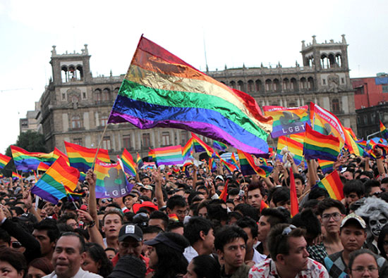 The politics of Pride and Mexico&rsquo;s 2 marches | Kaos GL - News Portal for LGBTI+ News