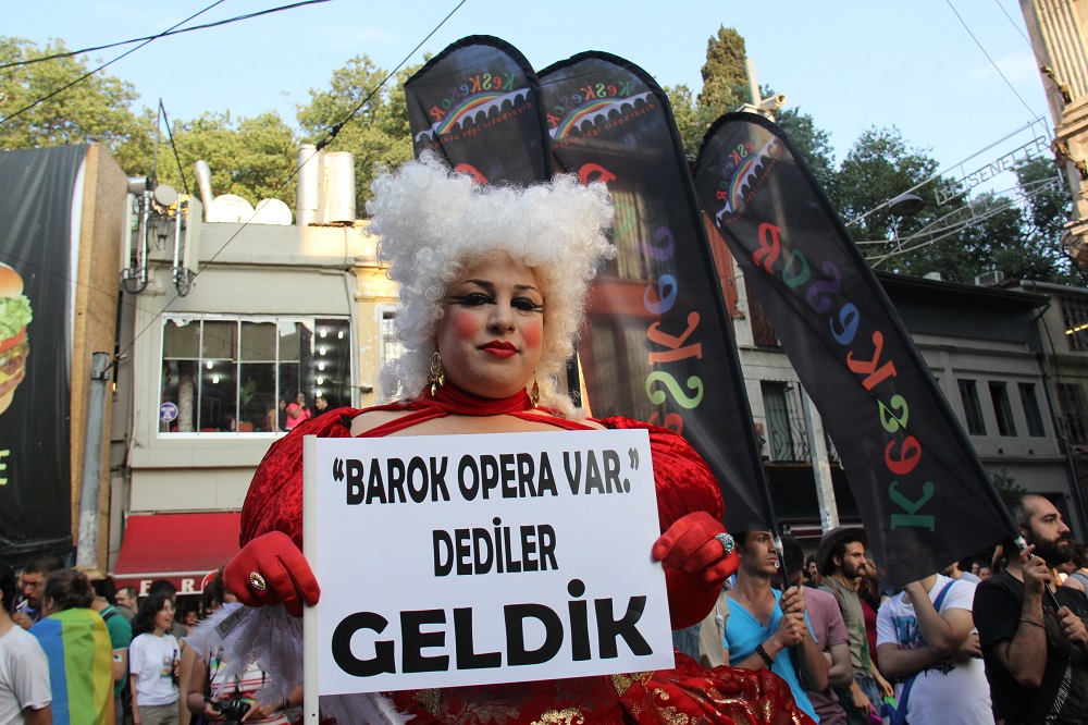 &lsquo;Barok Opera Var Dediler Geldik&rsquo; Kaos GL - LGBTİ+ Haber Portalı