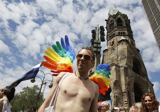 Berlin&rsquo;de Pride Karnavalının 32&rsquo;ncisi Yapıldı Kaos GL - LGBTİ+ Haber Portalı