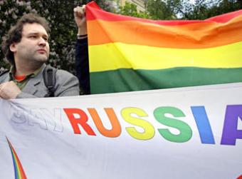 Eşcinsellerden Lujkov&rsquo;a Doğum Günü Kutlaması(!) Kaos GL - LGBTİ+ Haber Portalı