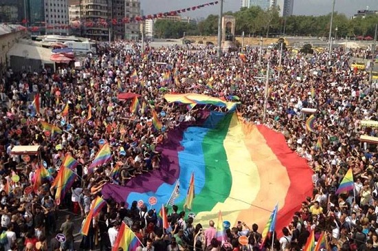 &lsquo;İstanbul Valiliği Anayasa ve kanunları alenen ihlal etmektedir!&rsquo; Kaos GL - LGBTİ+ Haber Portalı
