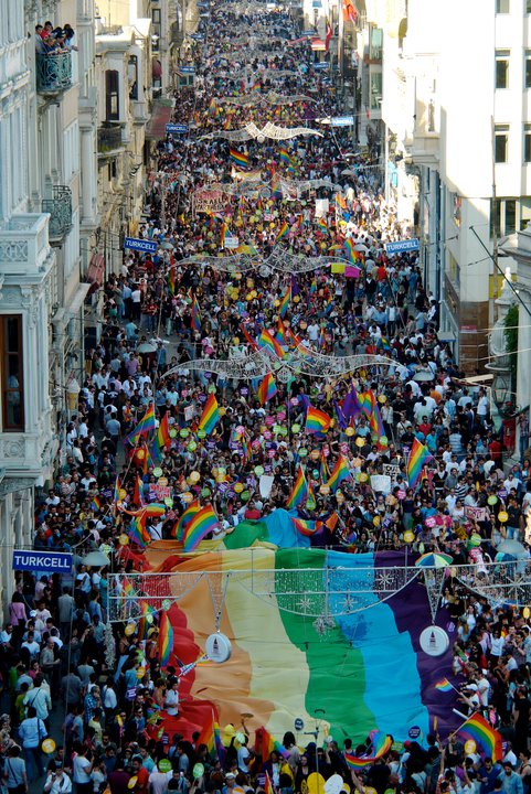 LGBTs demand rights at Istanbul&rsquo;s Gay Pride March Kaos GL - News Portal for LGBTI+