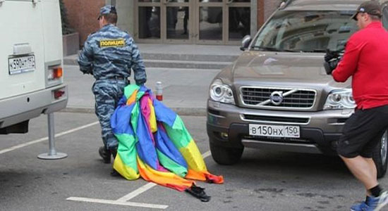 Rusya&rsquo;da LGBT Aktivistlerin Gözaltına Alınmasına UAÖ&rsquo;den Tepki Kaos GL - LGBTİ+ Haber Portalı