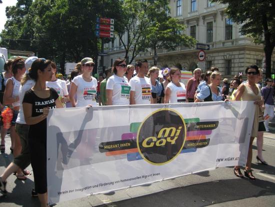 Viyana&rsquo;da Göçmen Eşcinseller de Yürüdü Kaos GL - LGBTİ+ Haber Portalı