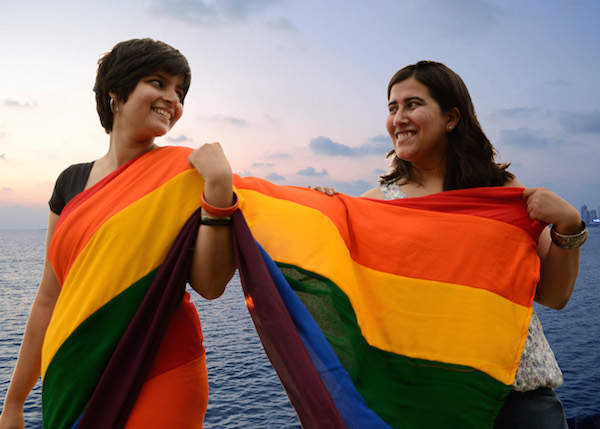 Lezbiyen olduğunu imzala Kaos GL - LGBTİ+ Haber Portalı
