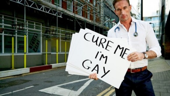Eşcinsel Doktor, TV Belgeseli İçin Eşcinsellik &lsquo;Tedavilerini&rsquo; Deniyor Kaos GL - LGBTİ+ Haber Portalı
