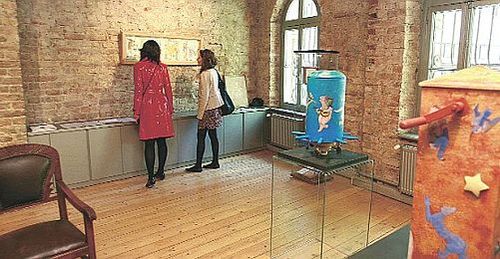 Tophane'de İki Sanat Galerisi'ne Saldırı! Kaos GL - LGBTİ+ Haber Portalı