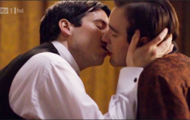 Greek state TV channel criticised for cutting Downton Abbey gay kiss Kaos GL - News Portal for LGBTI+
