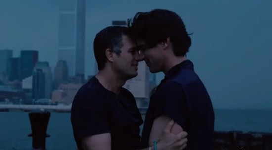 RTÜK&rsquo;ten &lsquo;Normal Kalp&rsquo; filmine ahlâksızlık cezası! Kaos GL - LGBTİ+ Haber Portalı