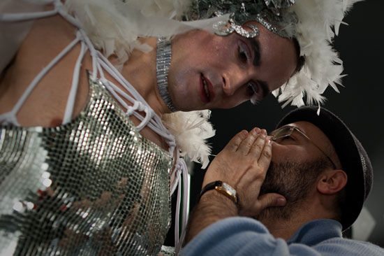 Zenne ABD Yolcusu Kaos GL - LGBTİ+ Haber Portalı