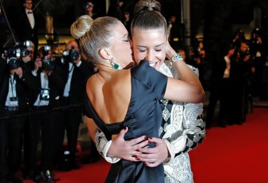 Cannes&rsquo;da Altın Palmiye Lezbiyen Aşkın Mavisine Gitti Kaos GL - LGBTİ+ Haber Portalı