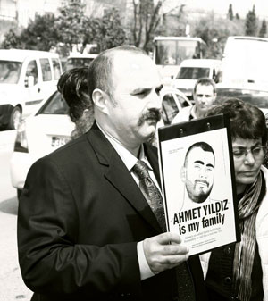 Ahmet Yıldız Davasında Adaletin Acelesi Yok! Kaos GL - LGBTİ+ Haber Portalı