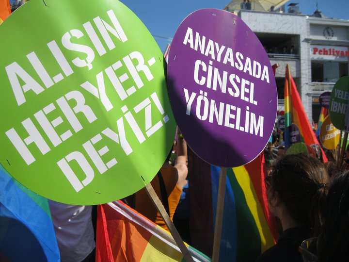 LGBTİ&rsquo;ler Siyasi Temsil İçin Beyoğlu&rsquo;nda Toplanıyor Kaos GL - LGBTİ+ Haber Portalı