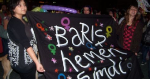Savaş İçin Değil Barış İçin Tezkere Kaos GL - LGBTİ+ Haber Portalı