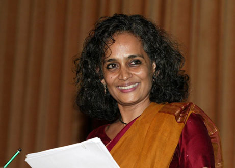 Arundhati Roy: &lsquo;Hepimizi Susturmaları Zor Olacak. İmkânsız.&rsquo; Kaos GL - LGBTİ+ Haber Portalı