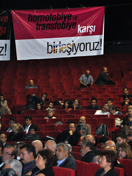 Kongre LGBT’ler İçin Mücadele Edecek Kaos GL - LGBTİ+ Haber Portalı