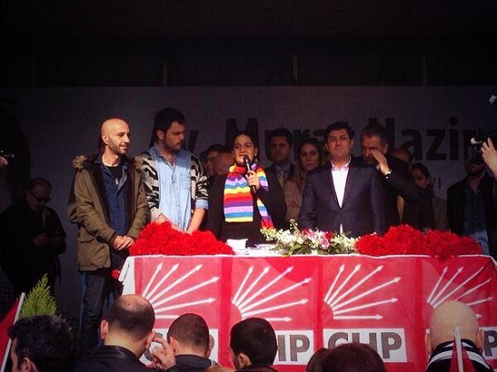 Beşiktaş&rsquo;ta LGBTİ Aktivisti Belediye Meclisi&rsquo;nde! Kaos GL - LGBTİ+ Haber Portalı