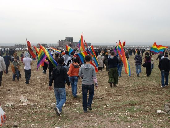 Halklar En Kötü Barışı Bile Savaşa Tercih Ederler! Kaos GL - LGBTİ+ Haber Portalı