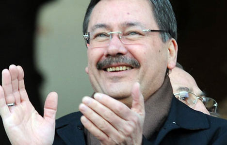 Melih Gökçek&rsquo;ten LGBT Bireylere Açık Ayrımcılık İlanı! Kaos GL - LGBTİ+ Haber Portalı