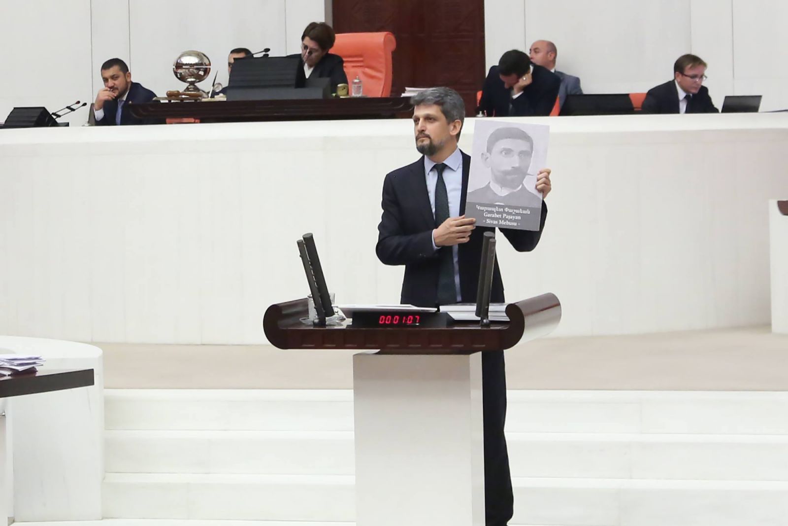 1915&rsquo;te öldürülen Ermeni vekiller yeniden mecliste Kaos GL - LGBTİ+ Haber Portalı