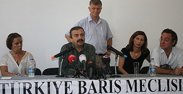 "Türkiye Halkı Savaşa Dur Demeli" Kaos GL - LGBTİ+ Haber Portalı